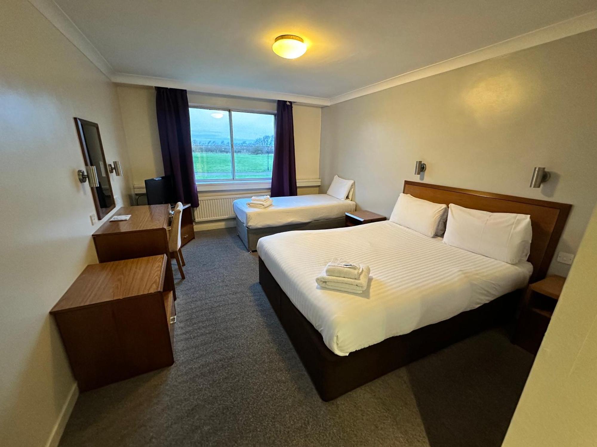 Sporting Lodge Inn Мидълзбро Екстериор снимка