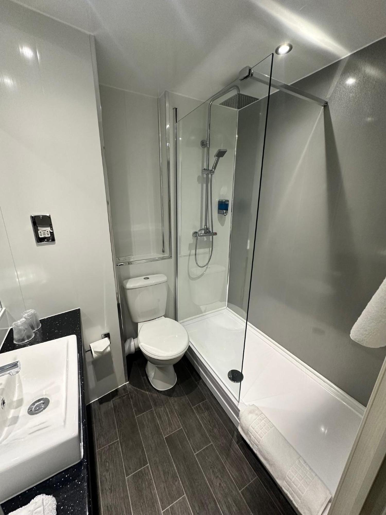 Sporting Lodge Inn Мидълзбро Екстериор снимка