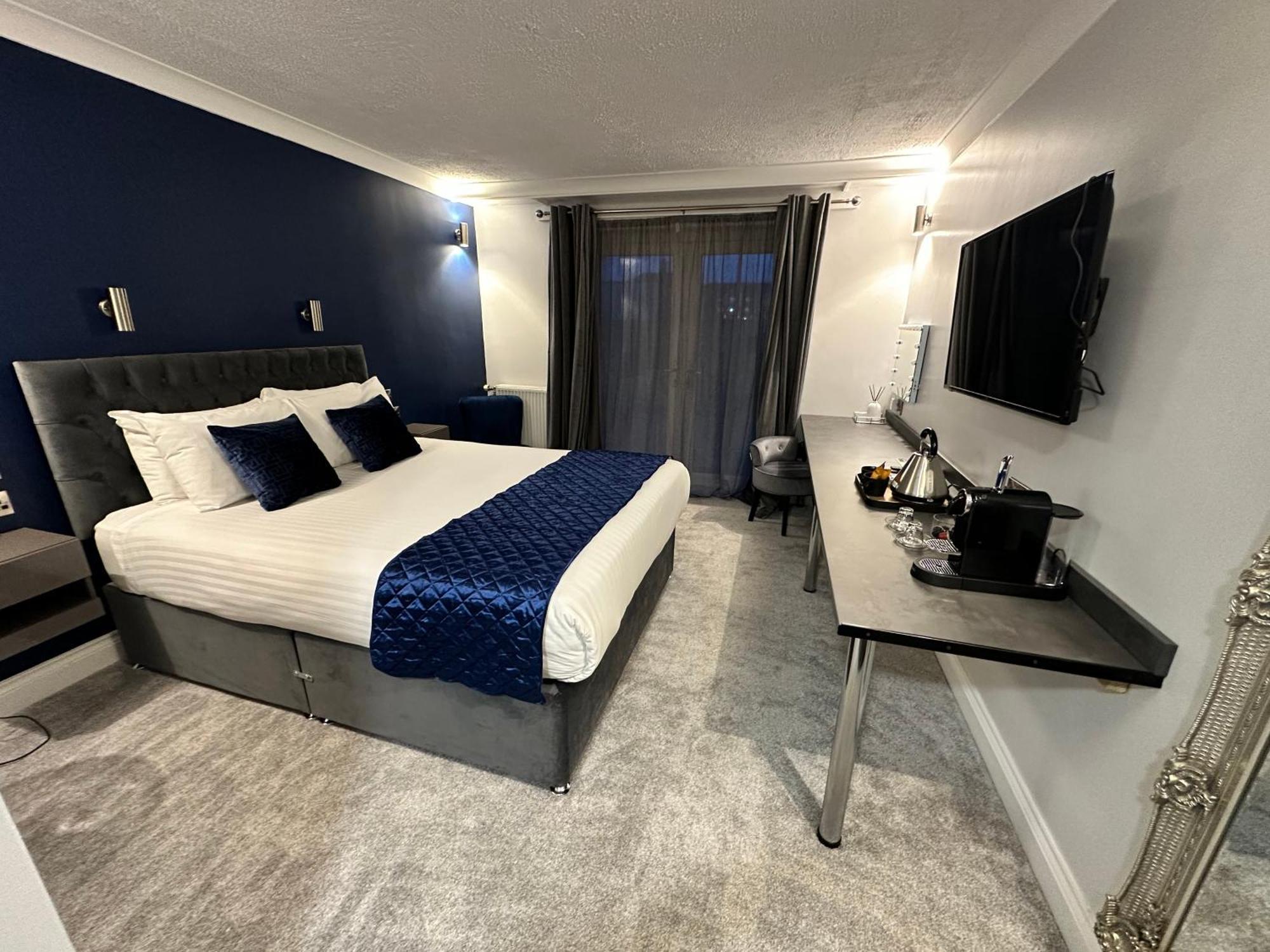 Sporting Lodge Inn Мидълзбро Екстериор снимка